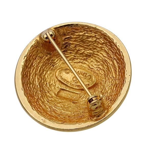CHANEL Gold Logo Brooch - Picture 2 of 10